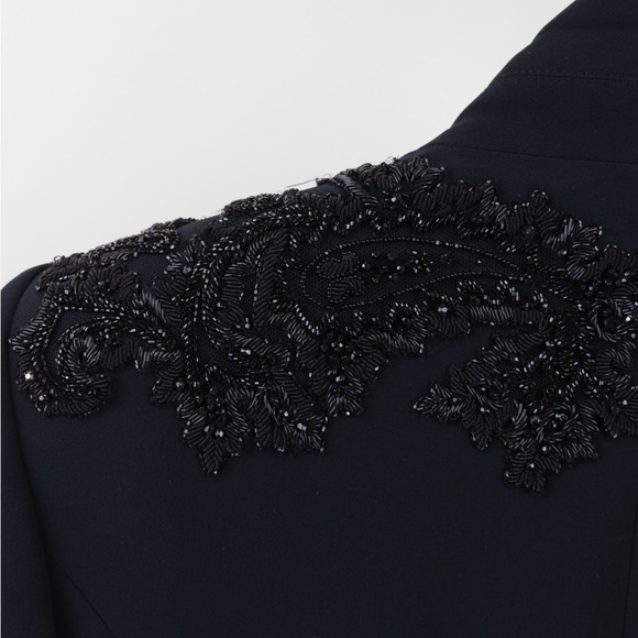 Alexander McQueen Beaded Embellished Black Blazer - Picture 11 of 16